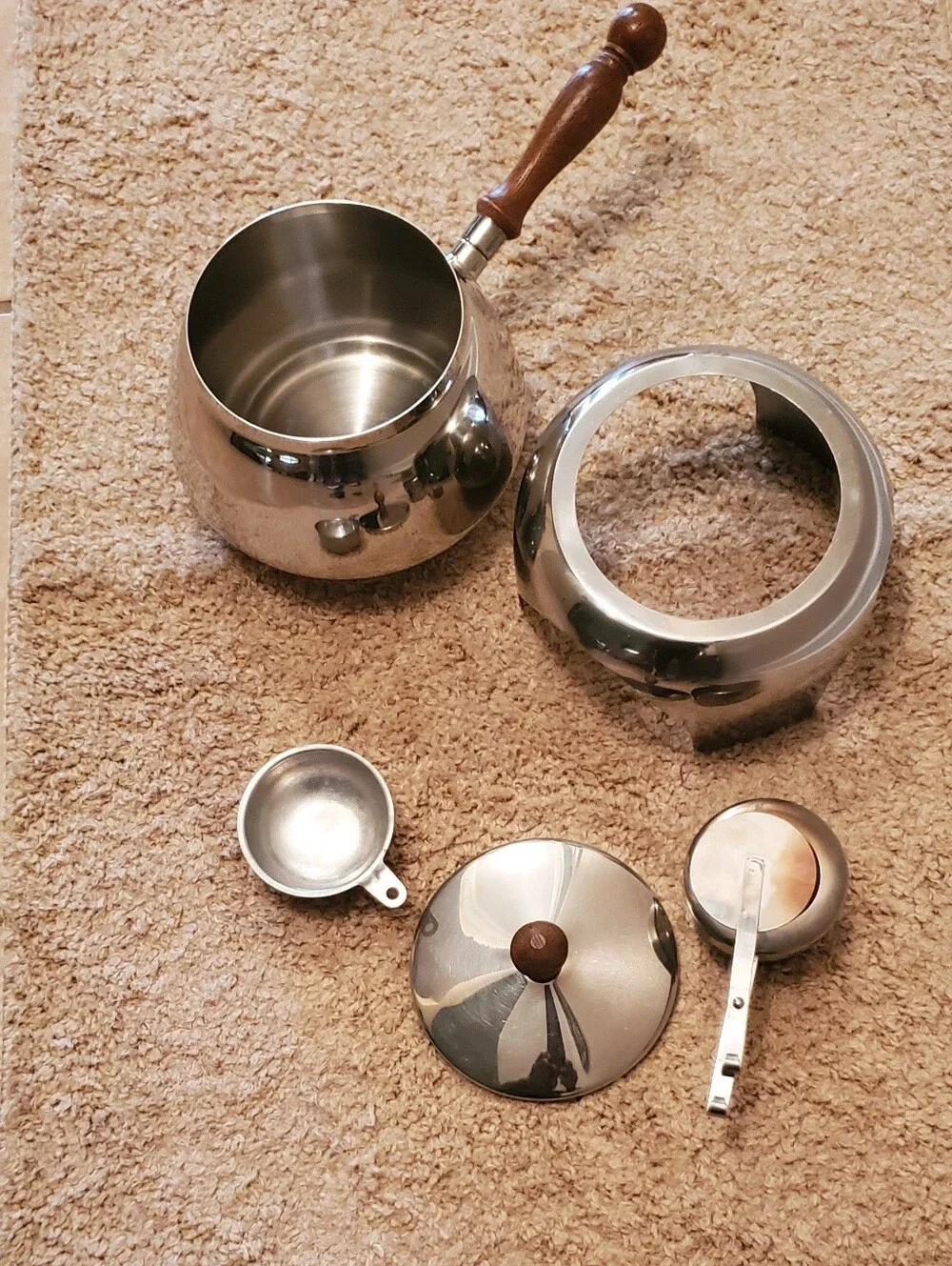 Fondue Pot Stainless Steel  with Wooden Handle